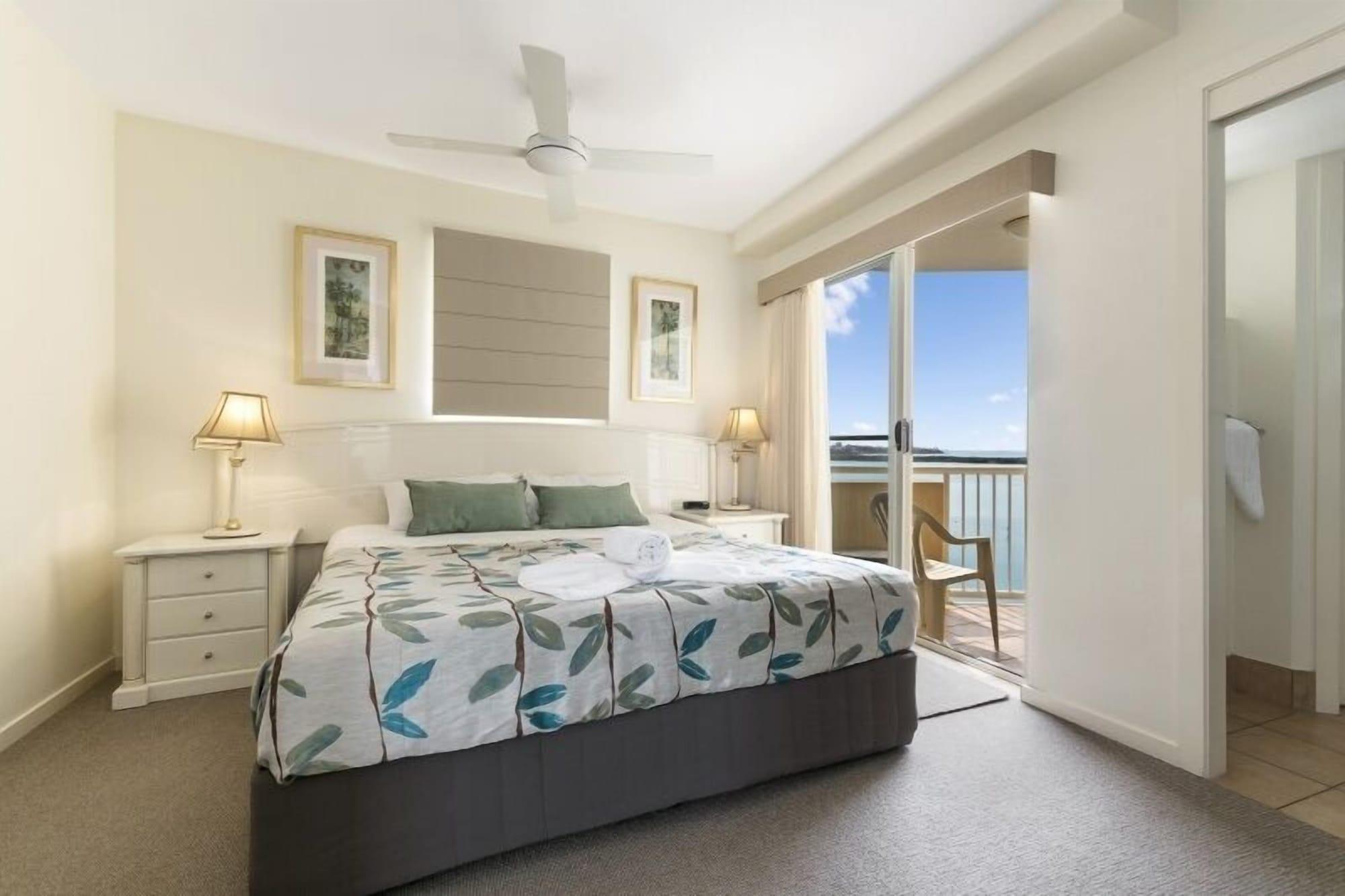 Riviere On Golden Beach Caloundra Exterior photo
