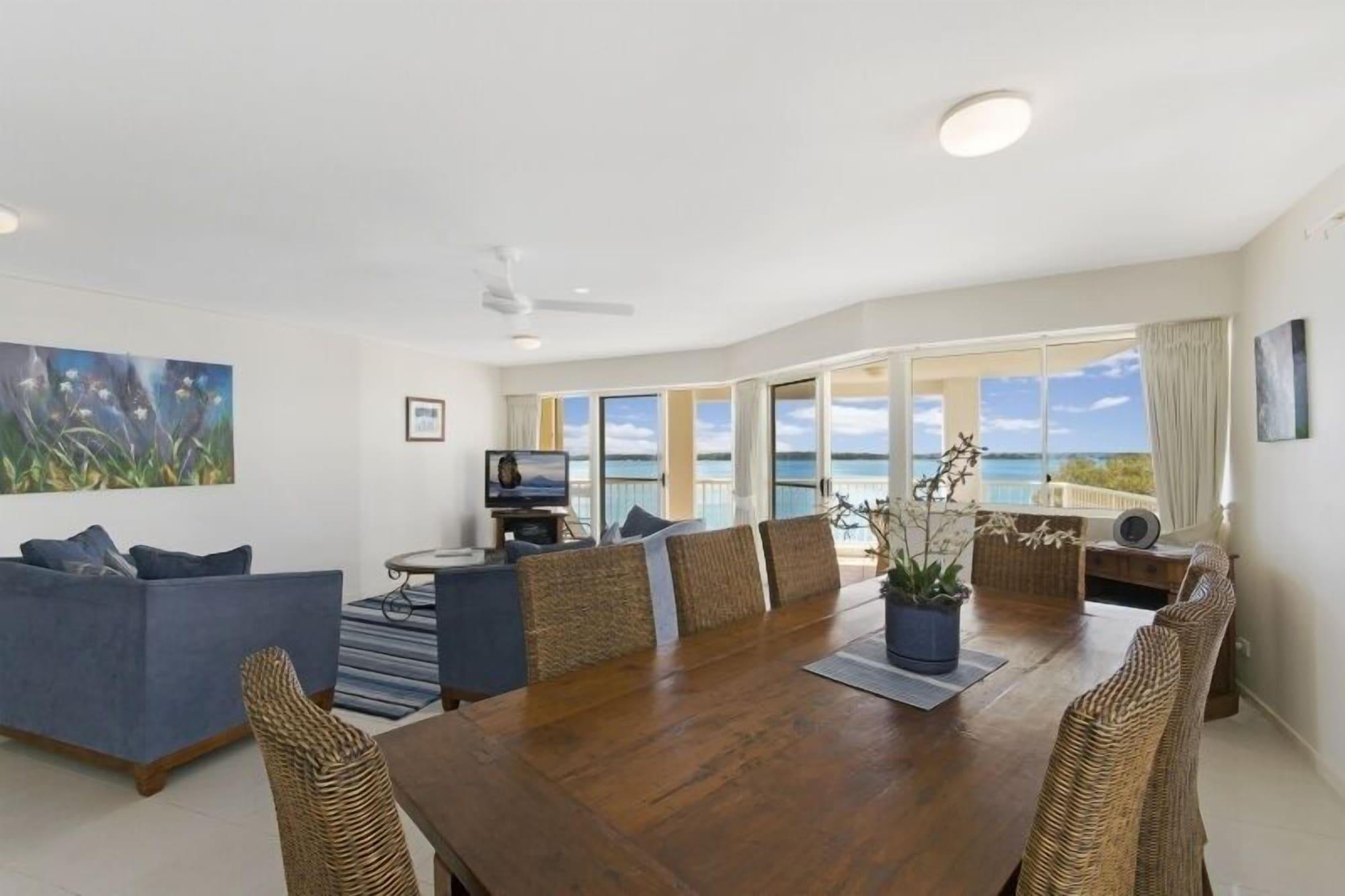 Riviere On Golden Beach Caloundra Exterior photo