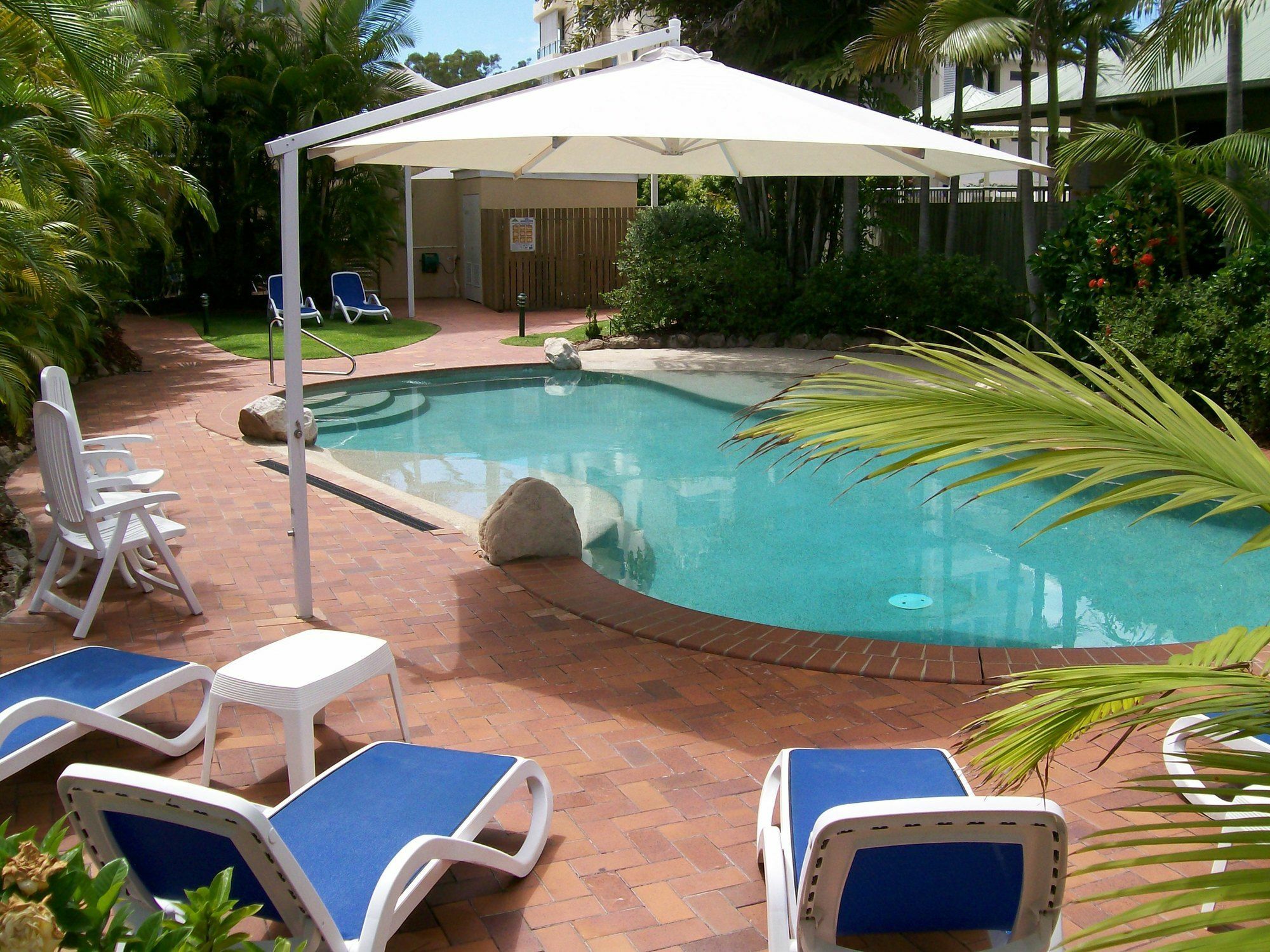 Riviere On Golden Beach Caloundra Exterior photo