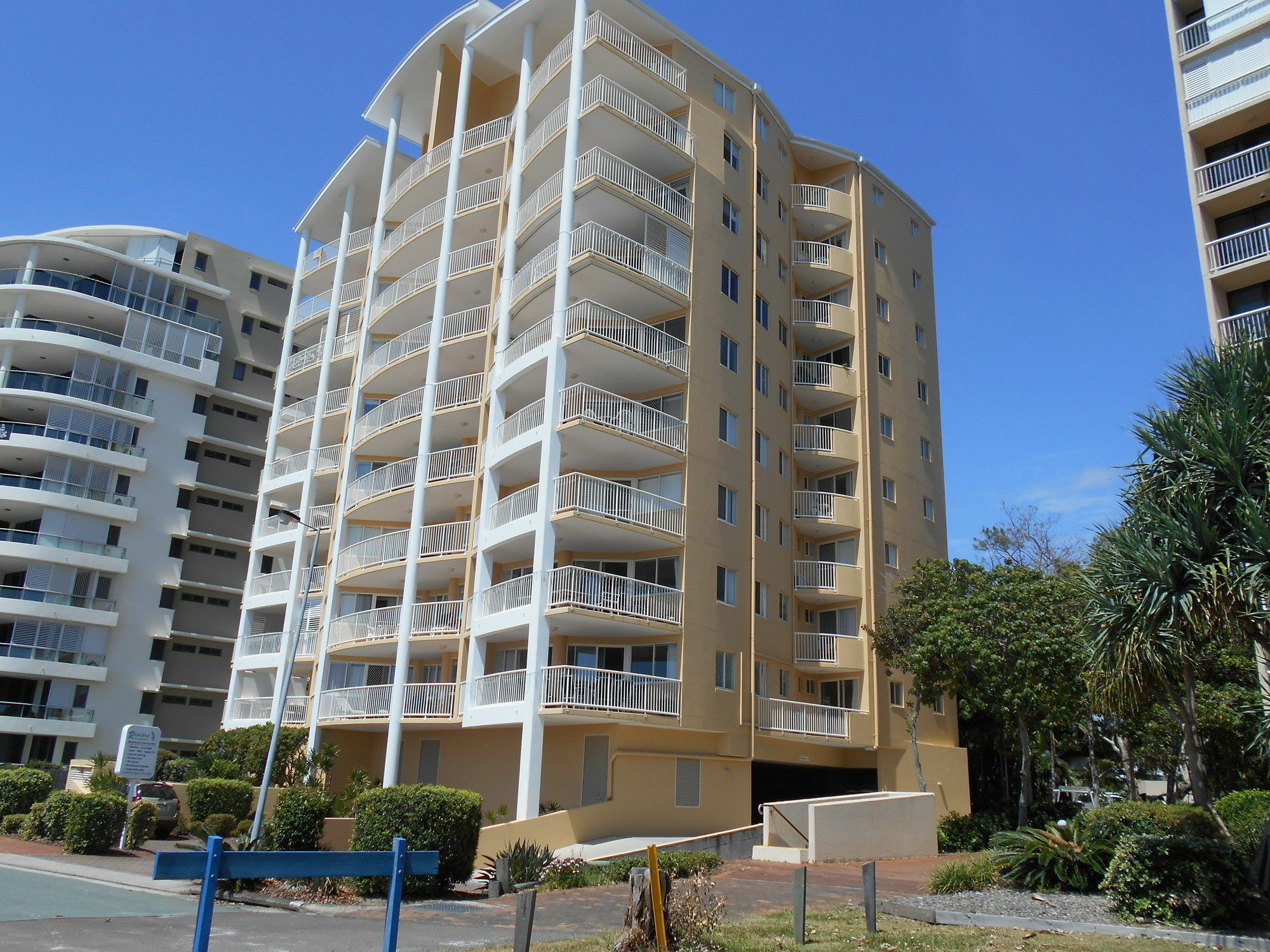 Riviere On Golden Beach Caloundra Exterior photo